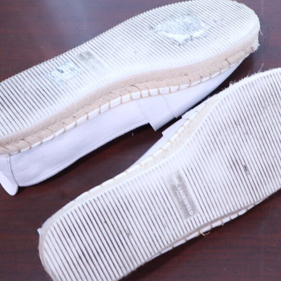 KARL LAGEERFELD Ladies size 8 M - Picture 4 of 5